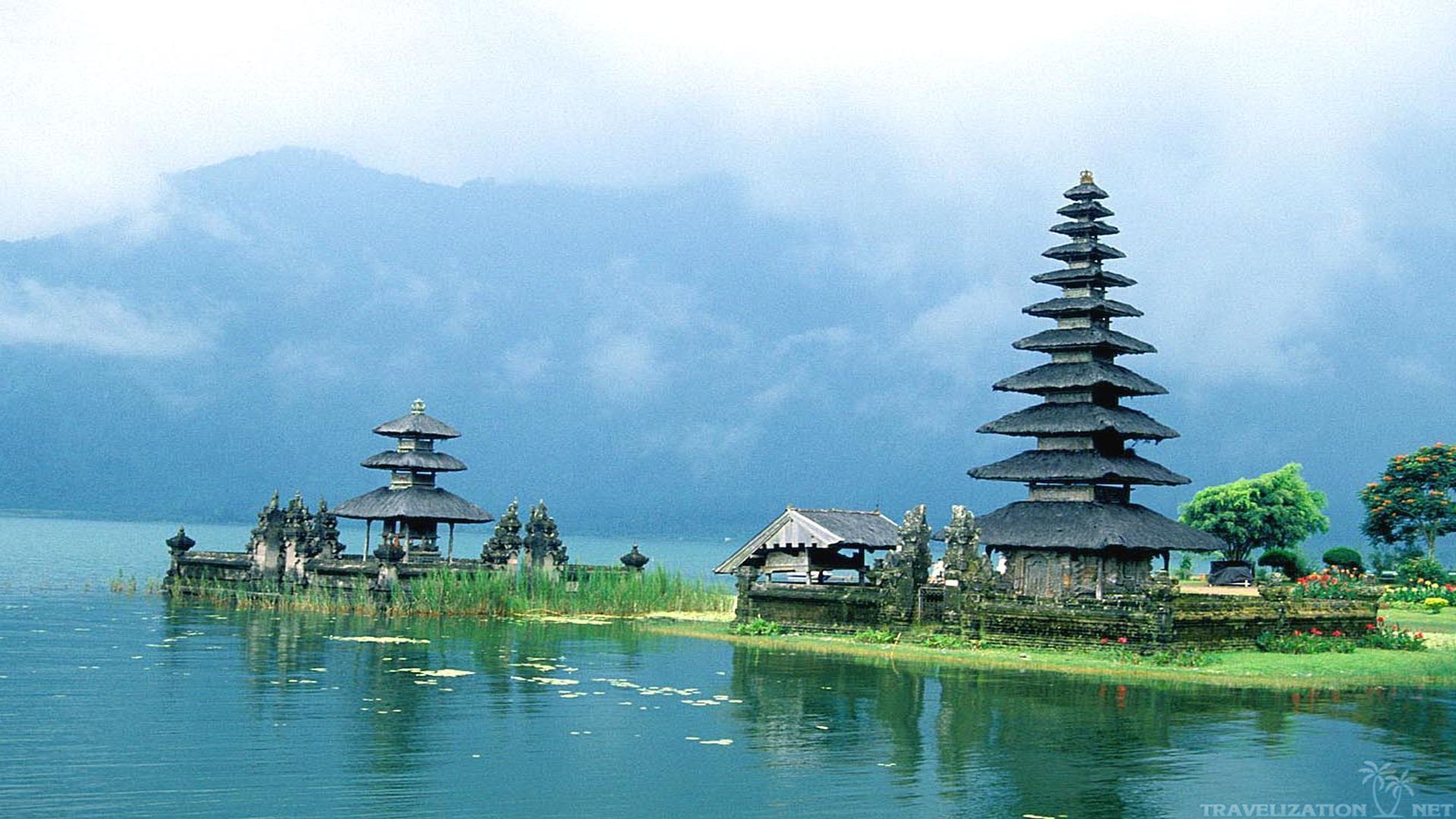 Tourism in Bali has seen a sharp rise ever since the inflow of tourists in 1980. It is also because of the tourism here, Bali has already seen a rise of 80% in its economy.